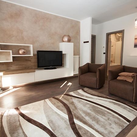 Il Golfo Apartment Ленно Екстер'єр фото