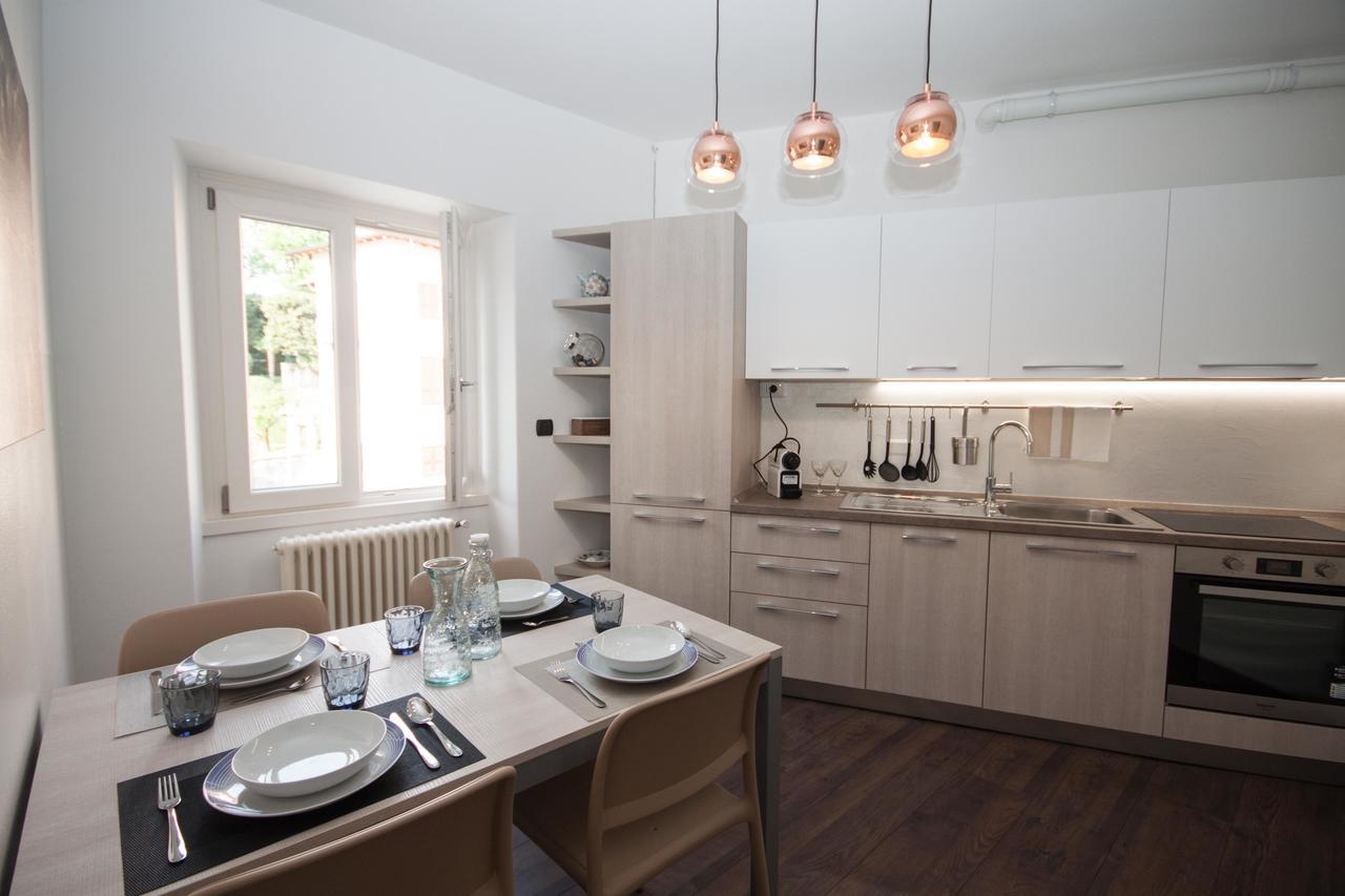 Il Golfo Apartment Ленно Екстер'єр фото
