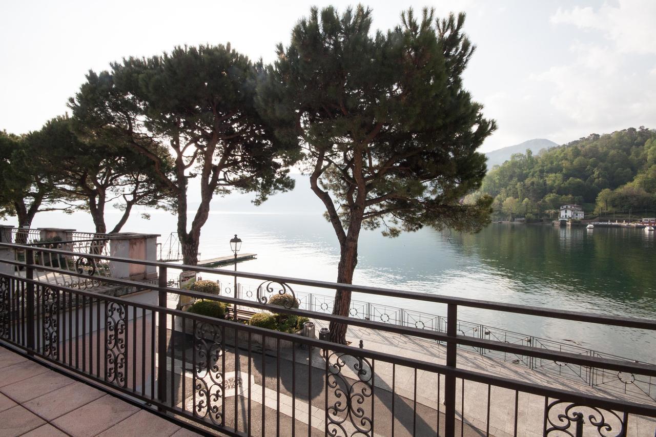 Il Golfo Apartment Ленно Екстер'єр фото